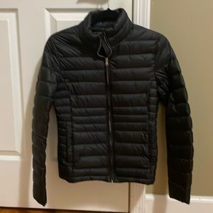 Extra lightweight down jacket